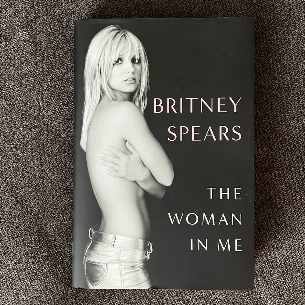 Britney Spears The Woman In Me - Book